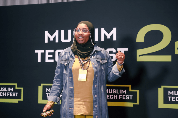 Top reeller fifth image of previous event